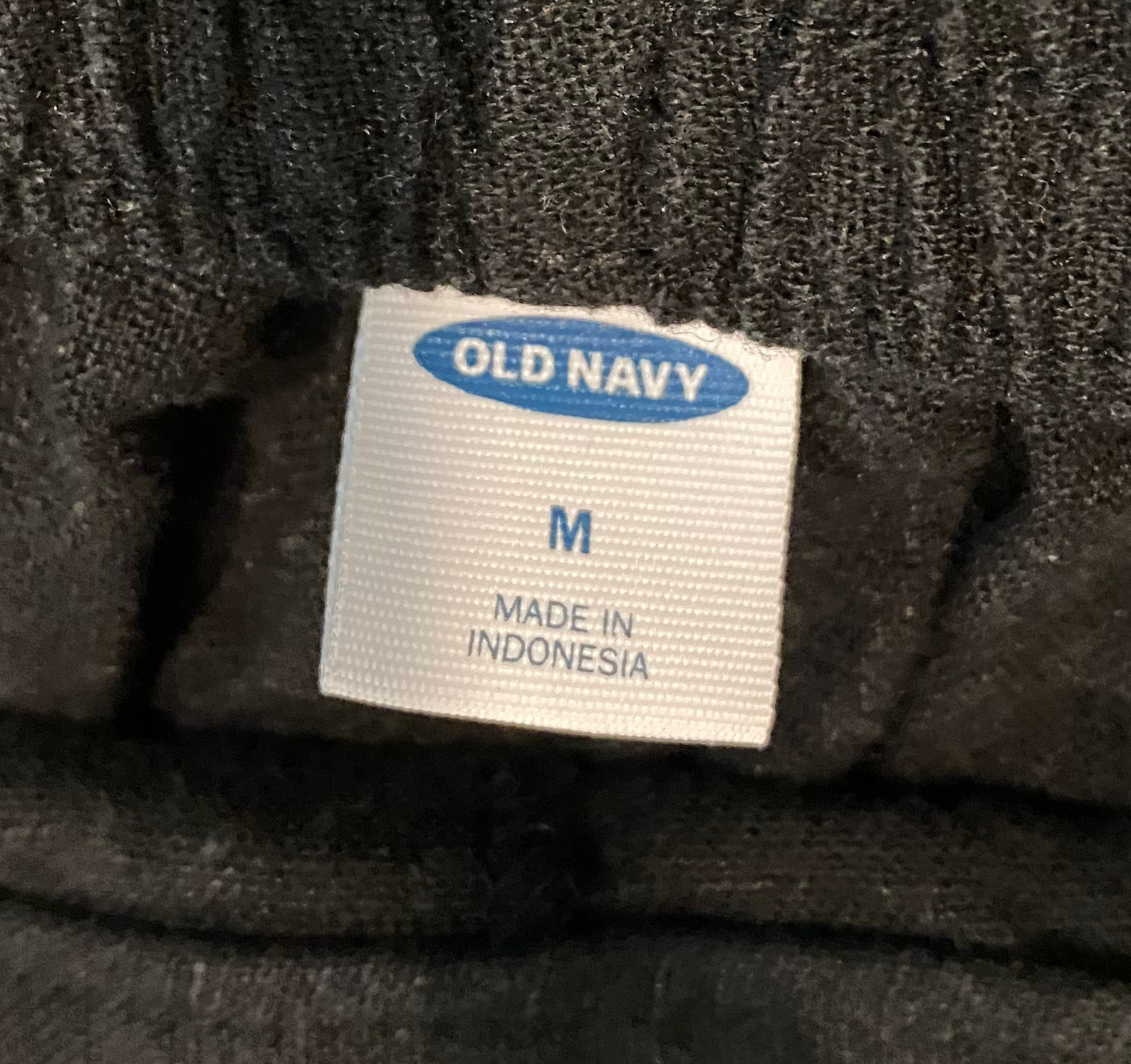 Old Navy Black Pull-On Pant Classic linen pants made flowy and soft with added rayon. The elastic drawstring waist and pockets makes these the "go to every time" pant!