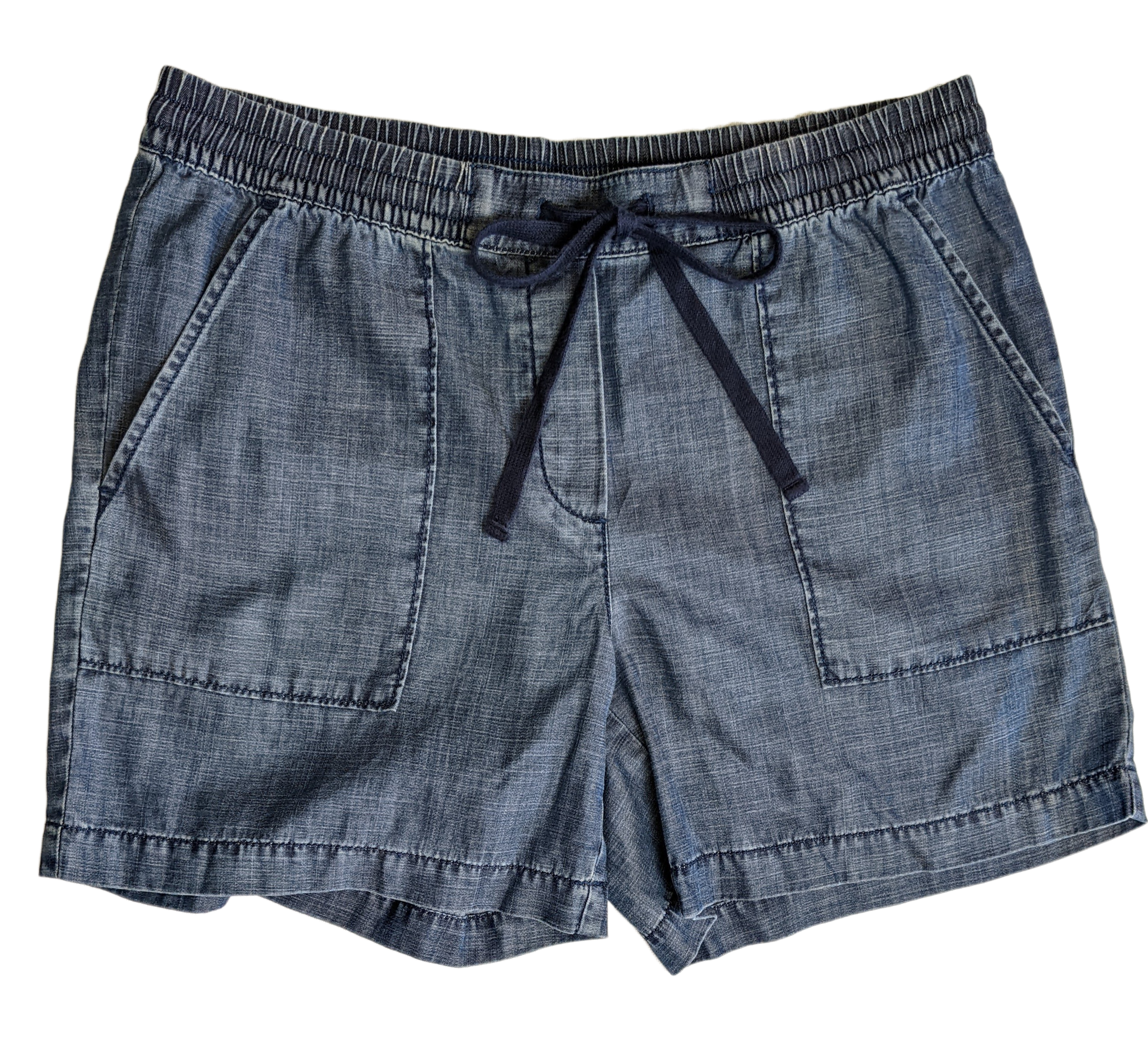 Talbots Drawstring Waist Shorts Talbots drawstring elastic waist shorts with front and back pockets.