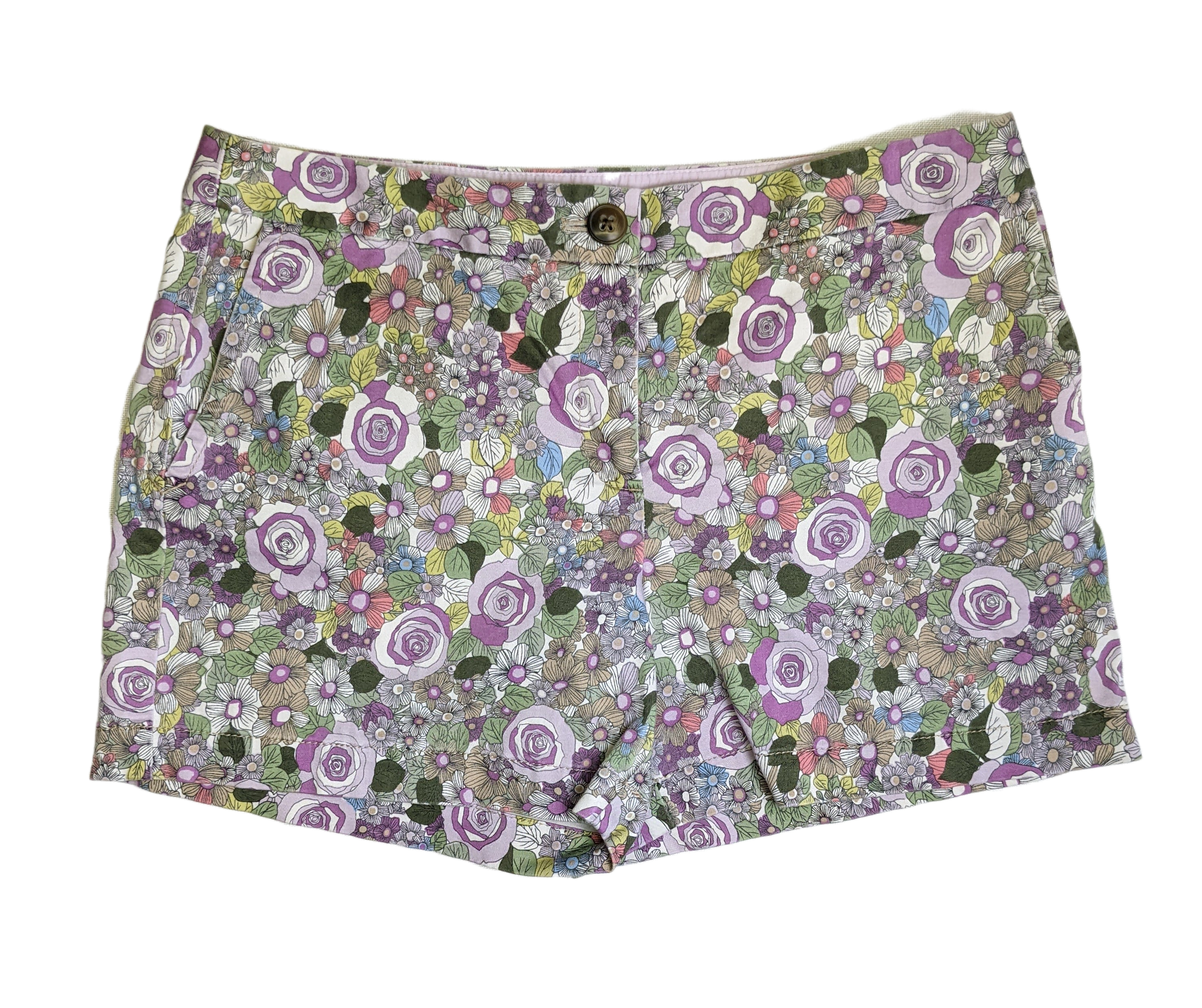 LOFT Floral Printed ShortsLOFT multi color floral print shorts with pockets.
With all the great colors, these are easy to pair with almost any top.