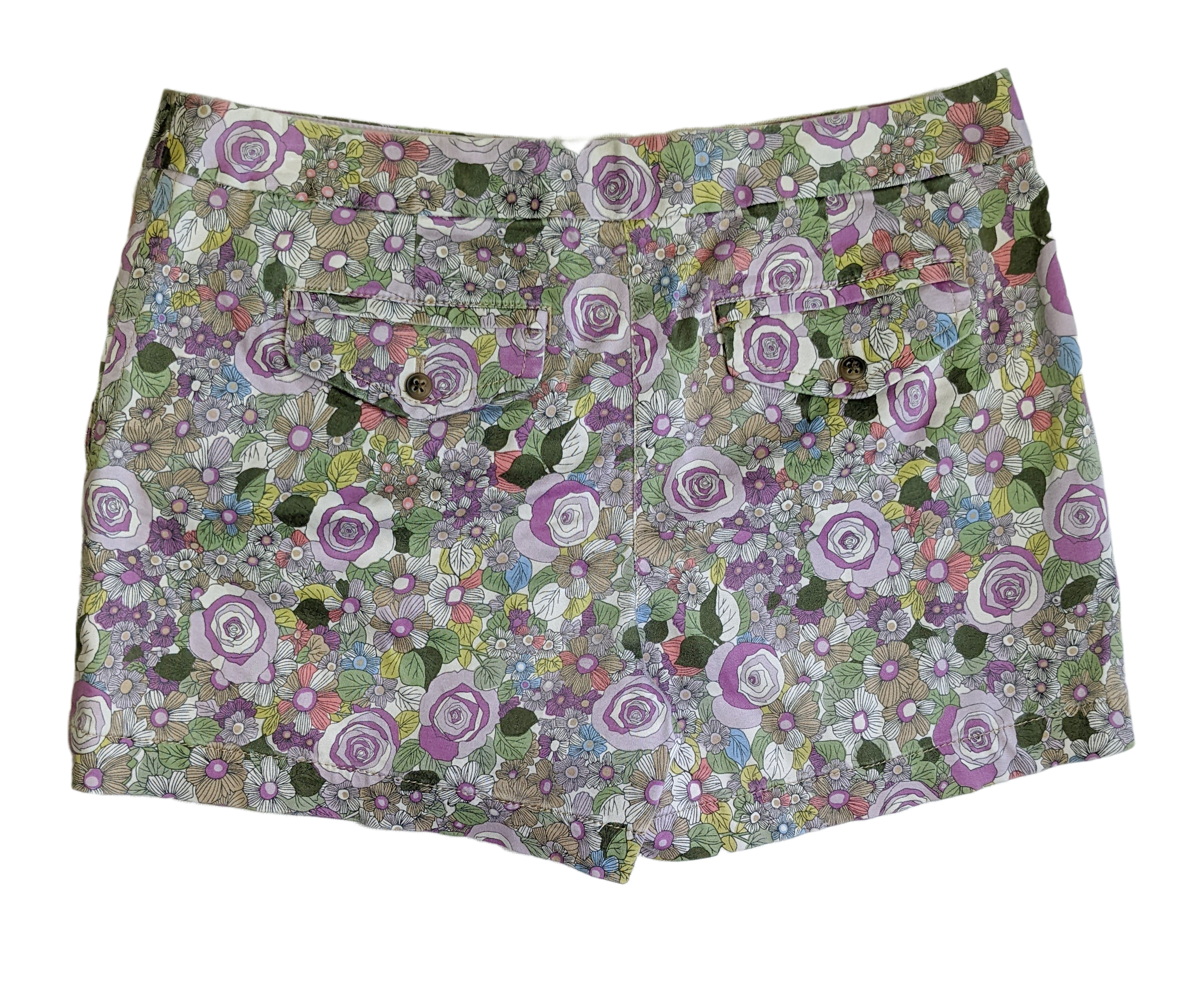 LOFT Floral Printed ShortsLOFT multi color floral print shorts with pockets.
With all the great colors, these are easy to pair with almost any top.