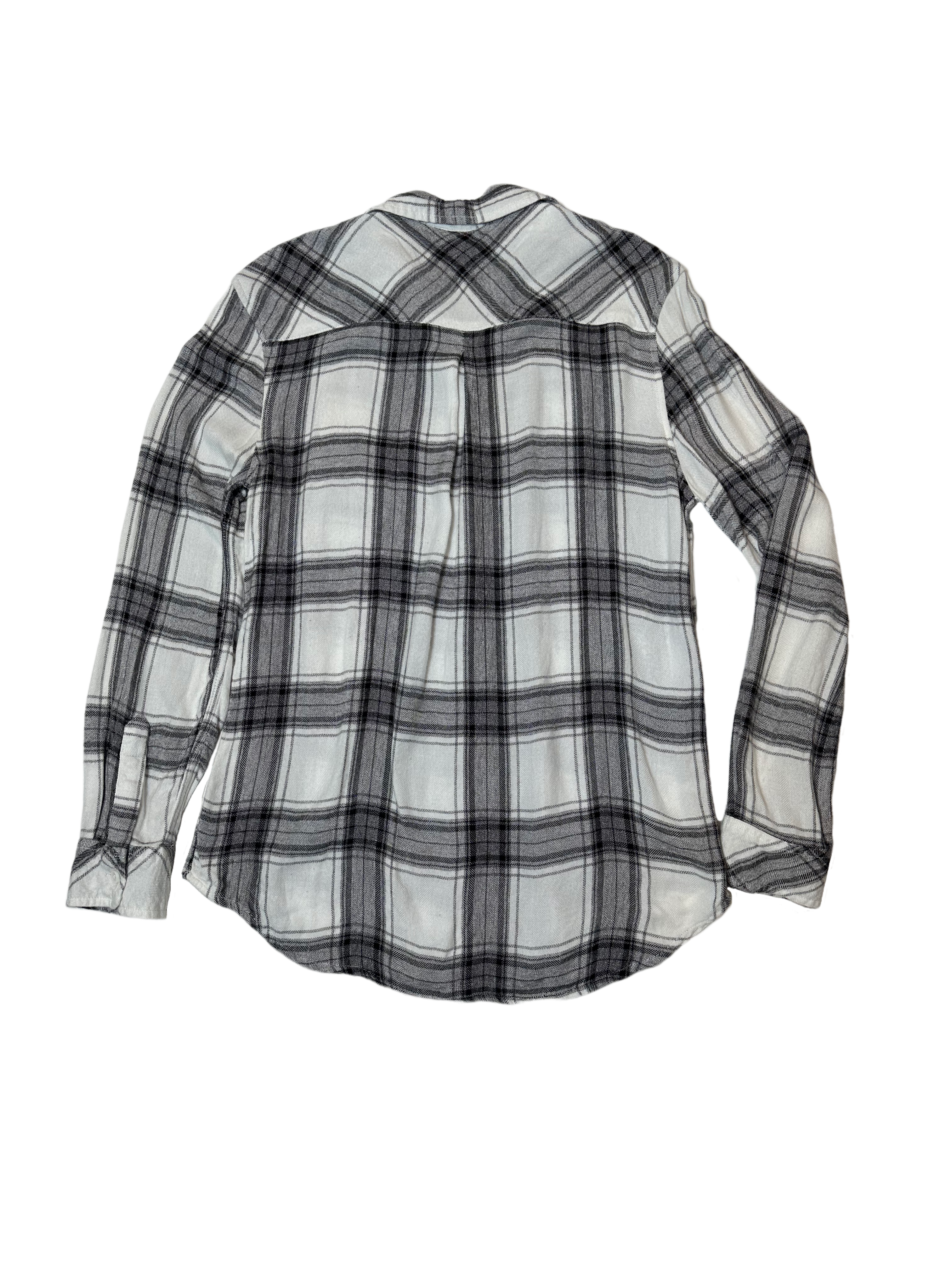 Beach Lunch Lounge Black and White Plaid ShirtThis super soft plaid shirt can be worn with jeans or nice black pants....or with comfy joggers. You pick!