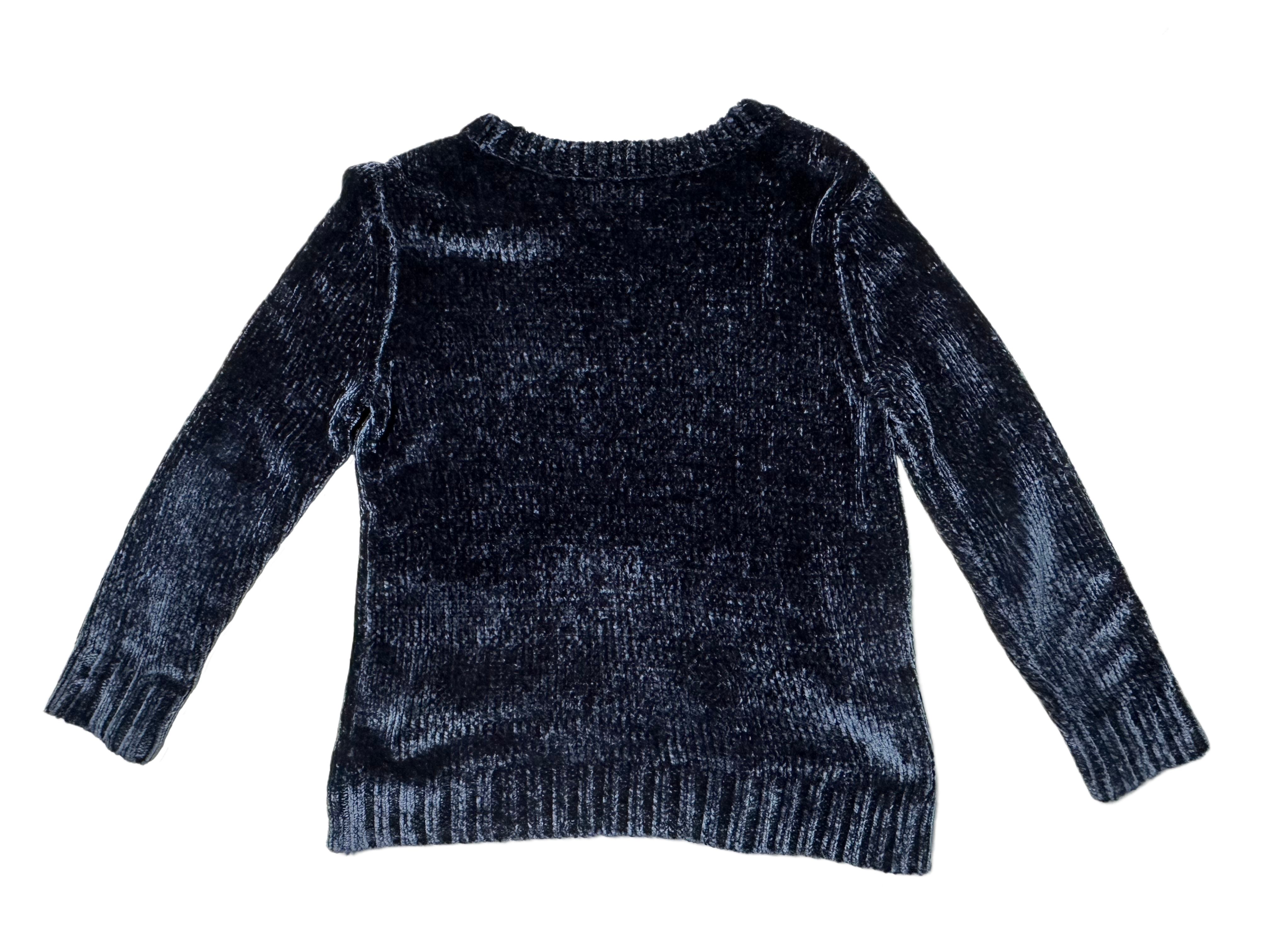 Orvis Long Sleeve Ink Blue Chunky Chenille SweaterStay cozy and stylish with this Orvis long sleeve ink blue chunky chenille sweater. Featuring a soft, crew neck and classic design, it offers unbeatable comfort and Orvis Long Sleeve Ink Blue Chunky Chenille SweaterSweater