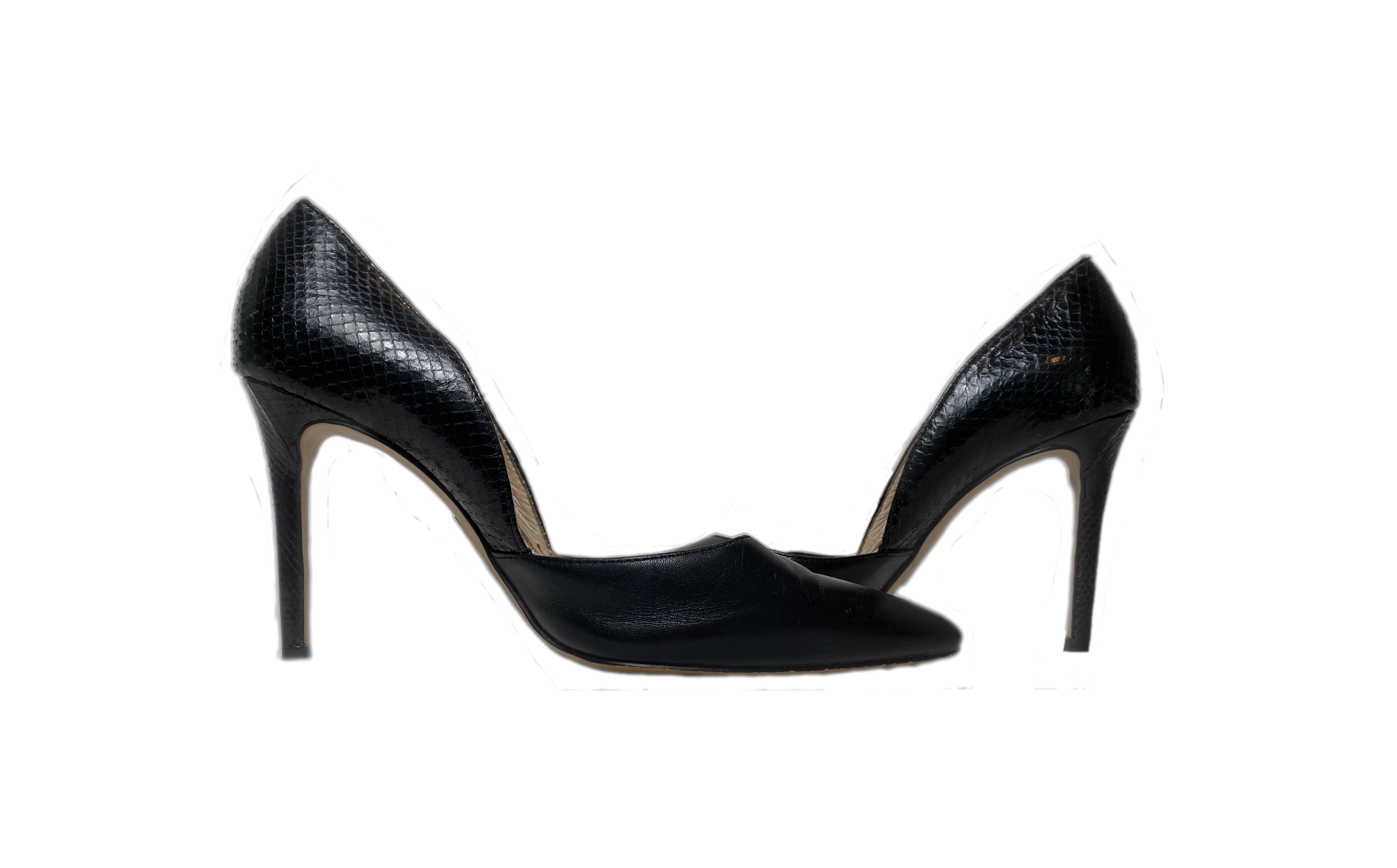 Louie et Cie Black D'Orsay Pumps Classic black d'orsay pump with Amazon Snakeskin on the back half of shoe and Coastal Calf Leather on the front. They feature 3.5" heels.
Looking for the ideal shoe 